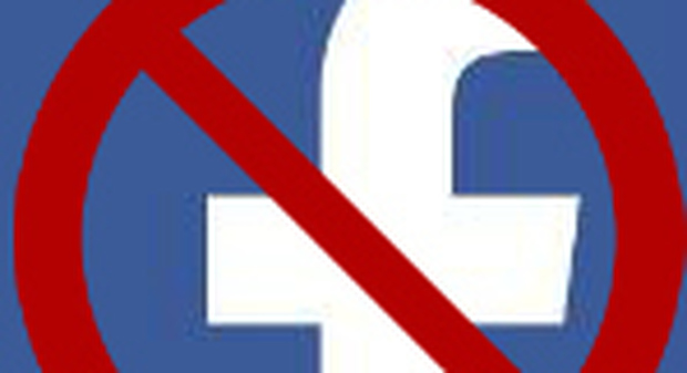 Dieci cose che è meglio non rendere pubbliche su Facebook