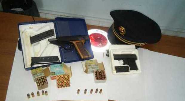 Giallo su un treno in Campania: trovate pistole e munizioni