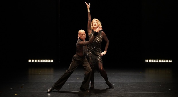 Pesaro va a passo di danza: Over dance, nuova creazione di Aterballetto, al Teatro Rossini