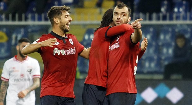 Pandev trascina il Genoa agli ottavi contro la Lazio: Perugia ko 4-3 ai supplementari Il Bologna elimina il Verona: lo aspetta l'Inter