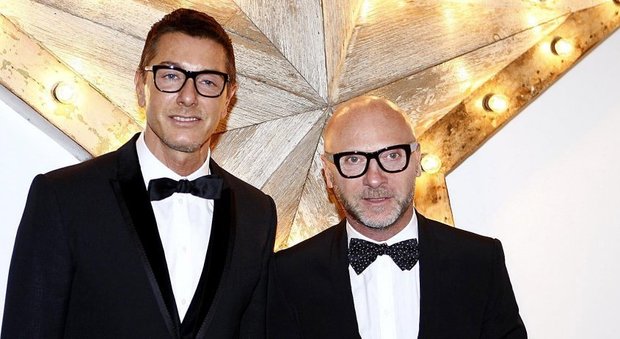 Dolce e Gabbana, famiglie gay sulle borse e scoppia la polemica