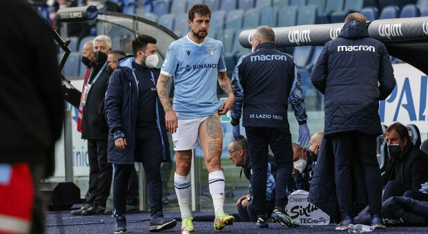 Lazio subito in campo dopo l'Empoli: Sarri recupera Basic e incrocia le dita per Acerbi
