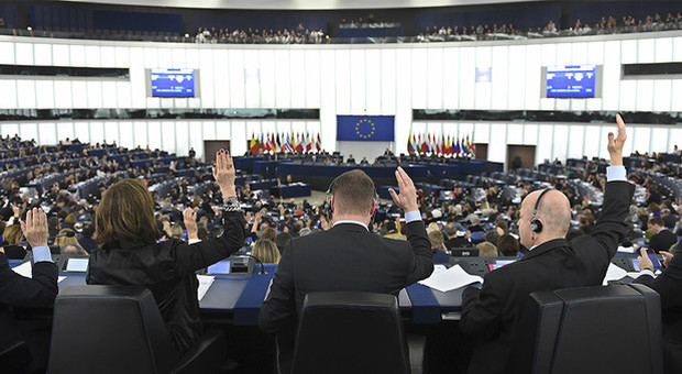 Europee: sanzioni a partiti che violano dati personali in Ue