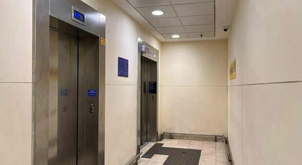 Catania, operaio 31enne muore incastrato tra la cabina e la porta dell'ascensore