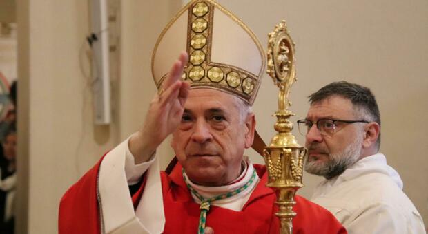 Il vescovo di Terni: «Raccogliere le firme per la legge sul battito fetale». E scoppia la polemica
