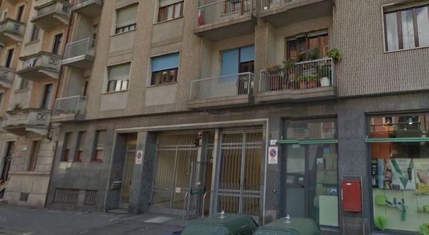Neonato muore dopo circoncisione in casa a Torino: la mamma denunciata per omicidio colposo