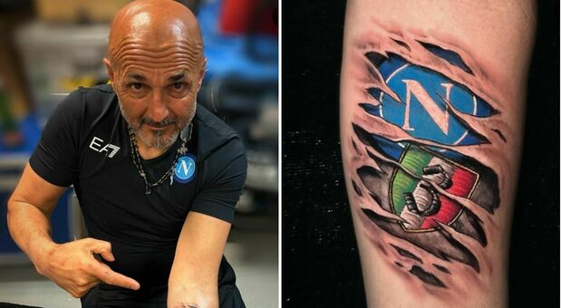 Spalletti, tatuaggio con logo del Napoli e Scudetto. Il tatuatore: «Era il primo della sua vita»