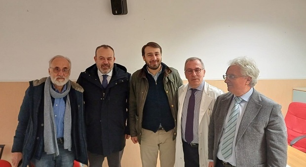 Il presidente del consiglio regionale Aurigemma visita il reparto di radioterapia del de Lellis: «Un'eccellenza»