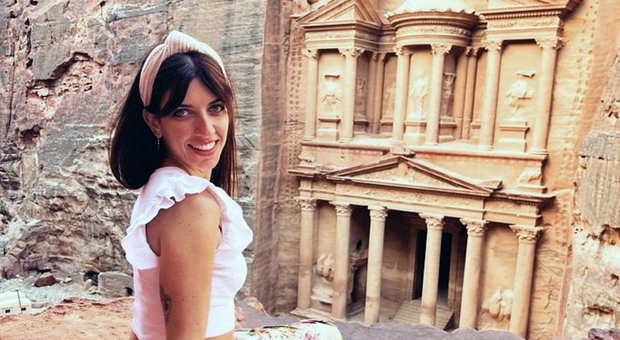 Lucia Menghini morta in Giordania, i genitori di chi guidava il furgone in ospedale dalle amiche ricoverate: «Perdonateci»