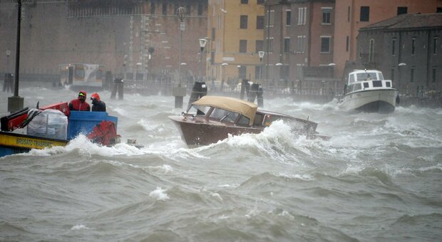 Bora e acqua alta a Venezia