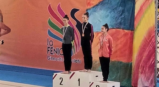 La tredicenne Sara Panzironi verso la nazionale: a Foligno è terza al cerchio nel campionato interregionale