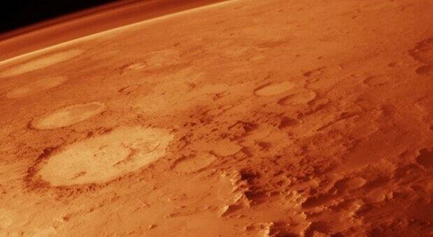 Su Luna e Marte cavità naturali per ospitare basi umane