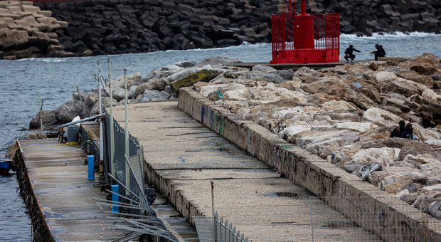 Maltempo a Napoli, collassa la diga del Molosiglio: «Subito interventi di manutenzione o sarà disastro»