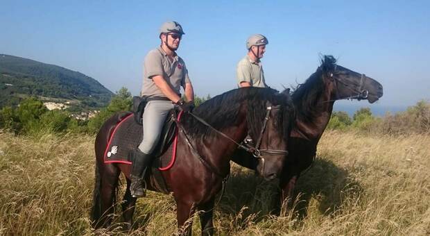 Parco del Conero osservato speciale, reparti a cavallo a difesa dei boschi