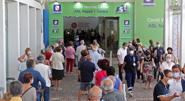 Campania, 2.882.171 cittadini già vaccinati con due dosi
