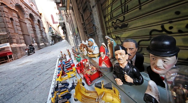 Napoli, la proposta degli artigiani di San Gregorio Armeno: «Ecco come evitare assembramenti a Natale»