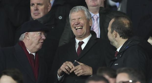 Manchester United, lite con Ferguson: è bufera su vicepresidente
