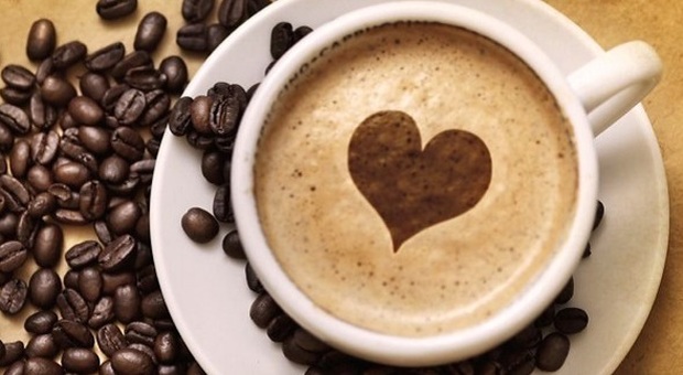 Tre tazze di caffè al giorno fanno bene alla salute, lo dice la scienza