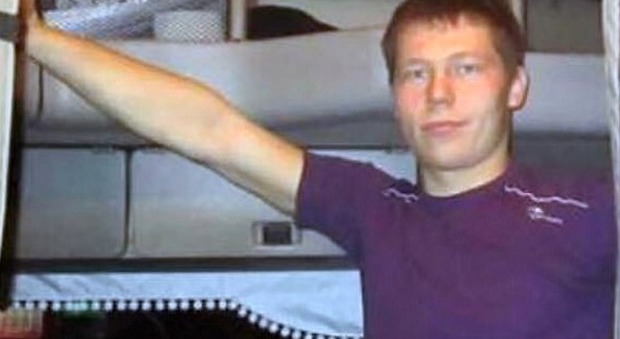 Russia, gli amici lo deridono per il "taglio da carcerato": lui si offende e uccide il barbiere