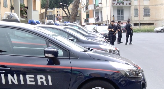 Estorsioni a Qualiano: arrestata 33enne. In manette anche un rapinatore