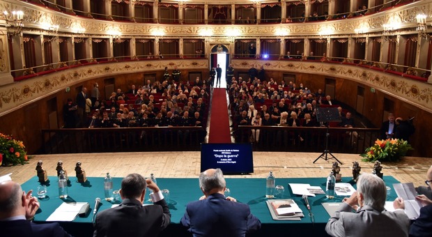 Premio Gentile, ecco i magnifici sei: De Marco, Mancuso, l'ex ministro Giovannini, Bozzetto, Licia Colò e il direttore di Limes Caracciolo
