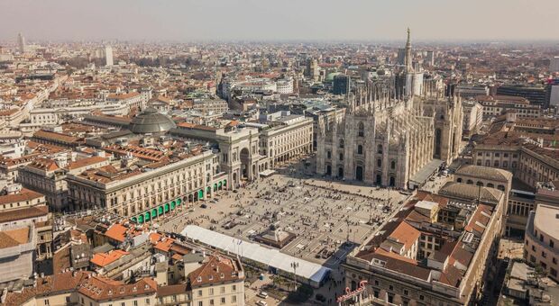 Case, Milano batte Roma: comprarla in centro costa oltre 3.000 euro al metro quadro in più. La classifica dei prezzi in Italia