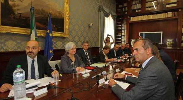 La Commissione Antimafia a Napoli incontra il sindaco e le associazioni