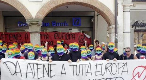 Pedro blocca la Deutsche Bank per il "no" al referendum in Grecia