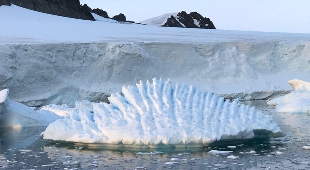 Antartide, in 25 anni persi 3 mila miliardi di tonnellate di ghiacci