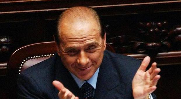 Berlusconi, allarme bomba al Lyrick ma era la borsa di un giornalista