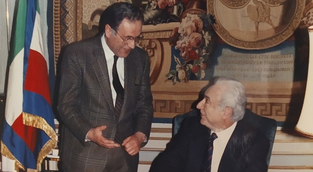 Antonio Monti, industriale morto a 86 anni, con Francesco Cossiga