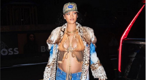 Rihanna e il sintomo della gravidanza che l'ha più colpita: «Sto davvero benissimo, ma...»
