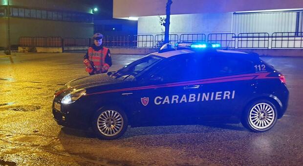 Giovane di 30 anni tenta di uccidersi con il gas: salvato dai carabinieri
