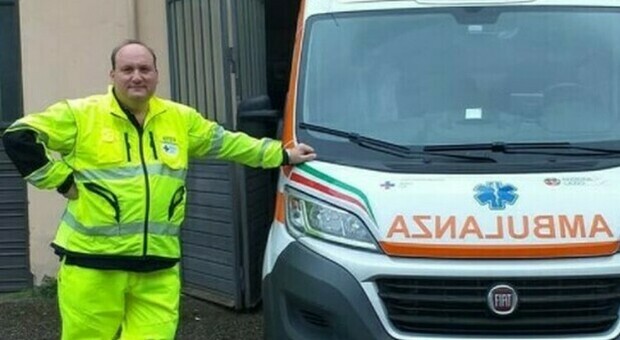 Viterbo, muore autista delle ambulanze a 56 anni: malore mentre stava soccorrendo un anziana Viterbo, muore autista delle ambulanze a 56 anni: malore mentre stava soccorrendo un anziana