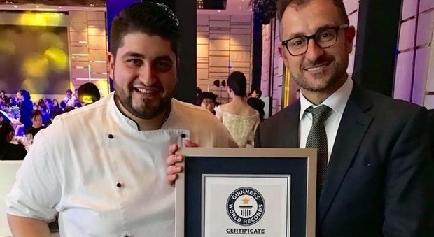 Chef napoletano a Pechino batte il record mondiale della pasta