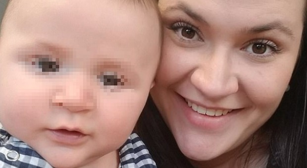Usa, mamma fa retromarcia e uccide il figlio di un anno uscito da casa