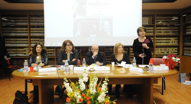 Da sinistra Sarina Biraghi, Lidia Luberto, Lorenzo Calò, Laura Cesarano Jouakim e Nadia Verdile