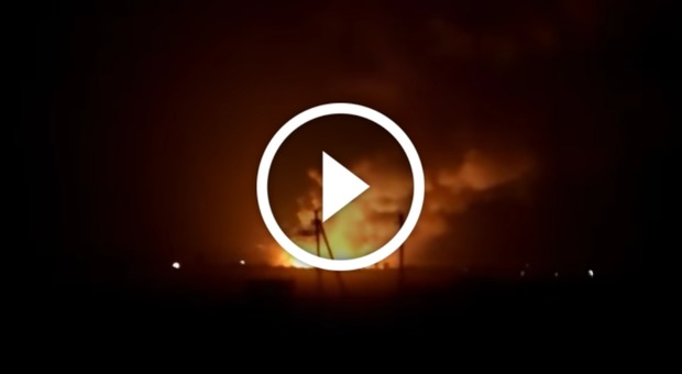 Ucraina, esplode deposito munizioni: 20mila persone evacuate