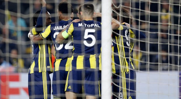 Il Fenerbahce apre i sedicesimi: Zenit battuto 1-0 in Turchia