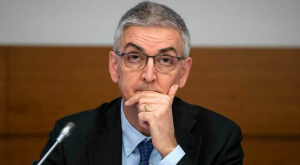 Silvio Brusaferro torna in cattedra, Rocco Bellantone in lizza per la presidenza dell’Iss