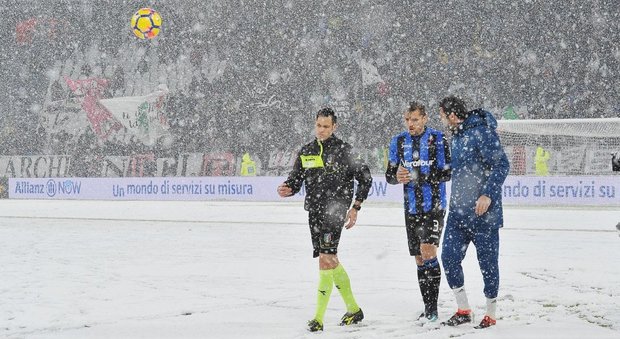 Juventus-Atalanta si recupera il 14 marzo. Anticipi e posticipi: il derby Lazio-Roma alle 18
