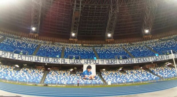 Napoli, l'annuncio di de Magistris: «Scelto il nome, sarà Stadio Diego Armando Maradona»