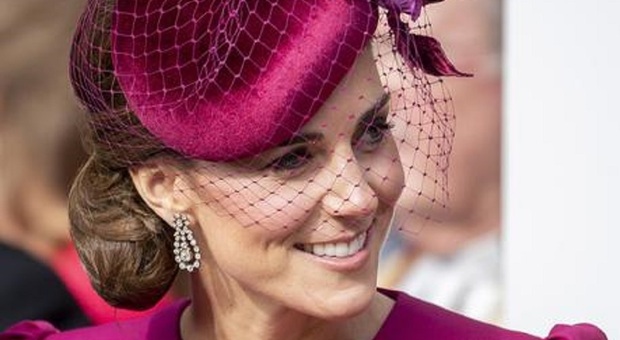 Kate Middleton torna agli impegni pubblici, annunciata la data del primo evento ufficiale: «Convalescenza più lunga del previsto»