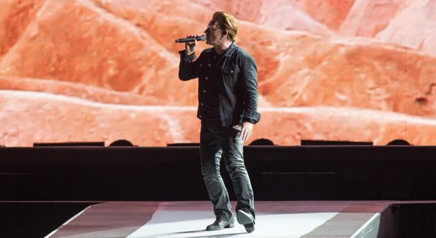 Migranti, Bono ringrazia l'Italia: siete il meglio d'Europa
