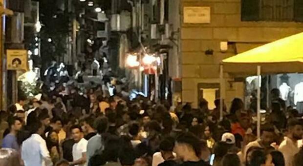 Movida a Napoli, ritardata l'ordinanza: restrizioni al via dalla prossima settimana
