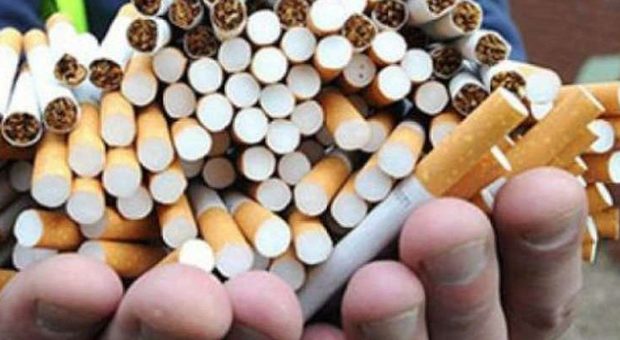Ladri in azione dal tabacchi, rubano sigarette per 5mila euro
