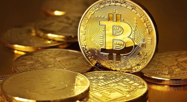 Bitcoin, miracolo o bolla? Esperti divisi: «È il futuro». «No, azzardo pericoloso»