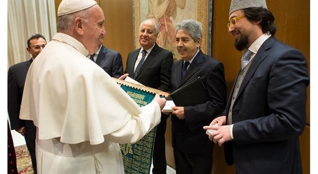 Papa Francesco alla Moschea di Roma: sarà primo pontefice a visitare il luogo di culto islamico