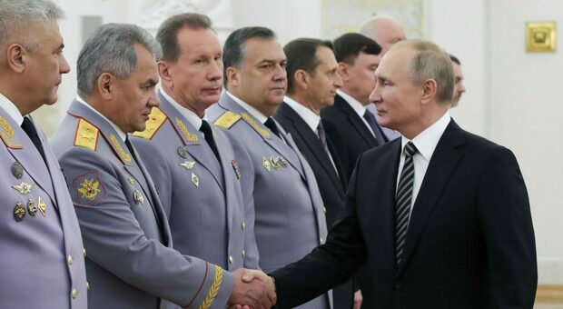 Putin a rischio colpo di stato? Al momento è solo una speranza, i siloviki sono con lui: ecco chi sono