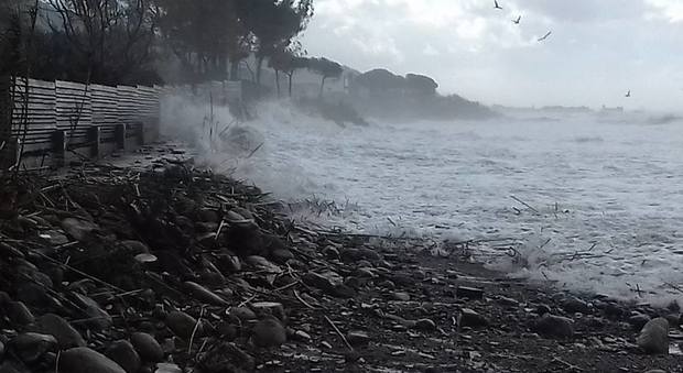 Mareggiate nel Cilento, Montecorice chiede lo stato di calamità naturale